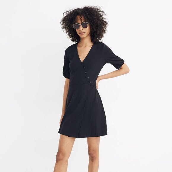 Madewell Dresses & Skirts - Madewell Cross-Front Button Dress in Black